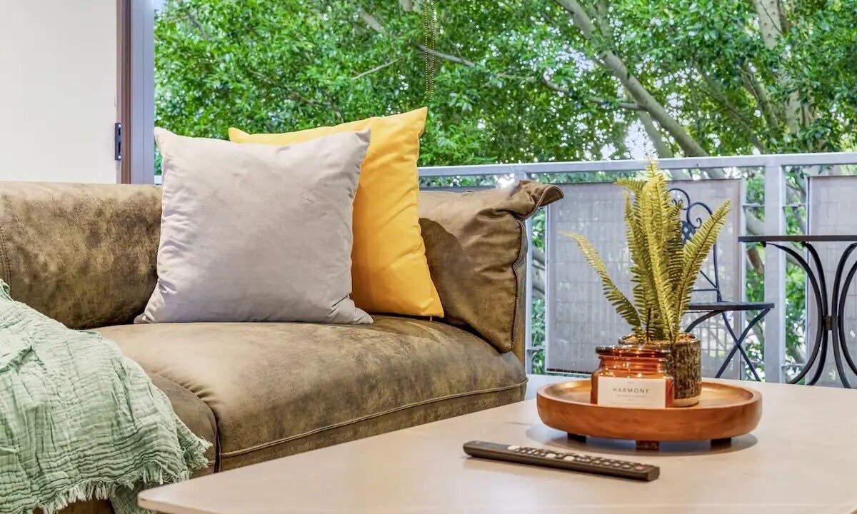 Photo of Livingroom in Newtown