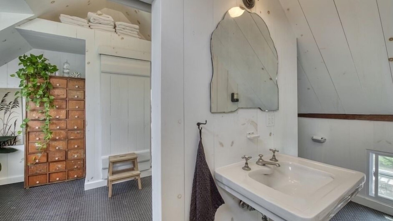 Photo of Bathroom in Orient Point