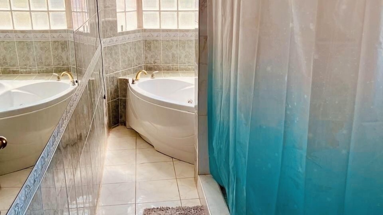 Photo of Bathroom in Hellshire