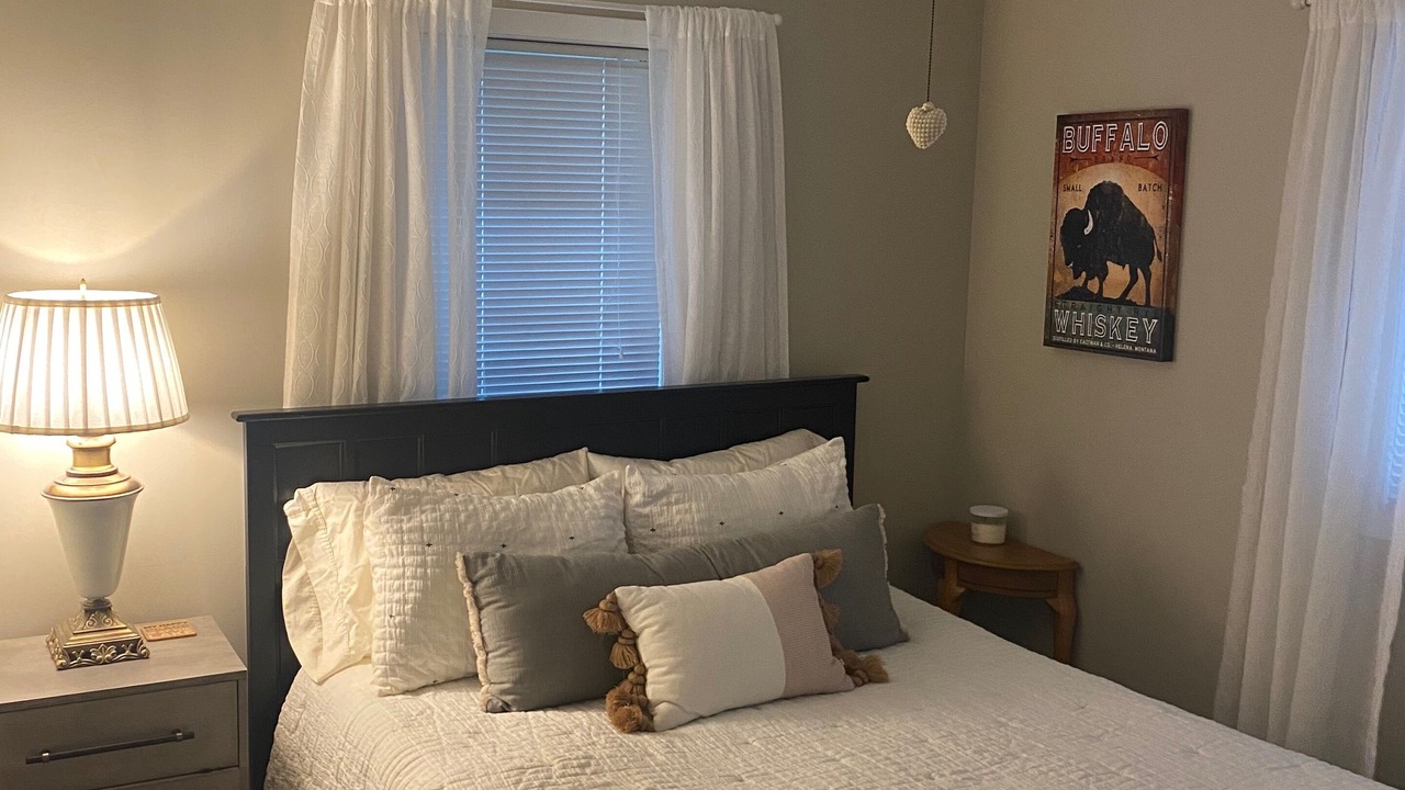Photo of Bedroom in Alexandria