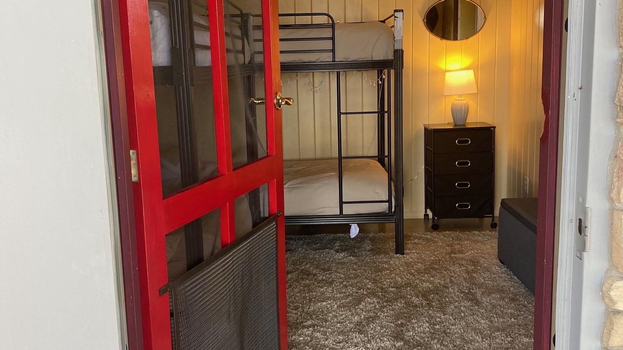 Photo of Bedroom in Alexandria