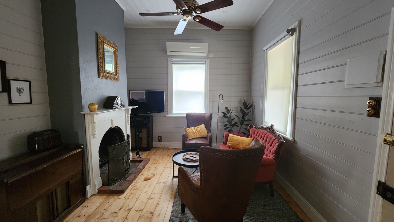Photo of Livingroom in Ferntree Gully