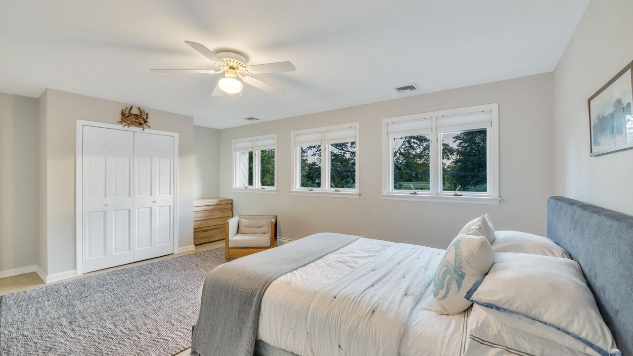 Photo of Bedroom in Southold