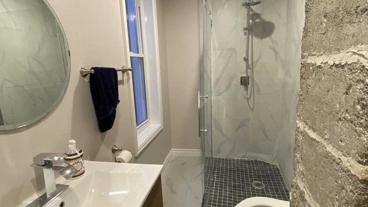 Photo of Bathroom in LaSalle