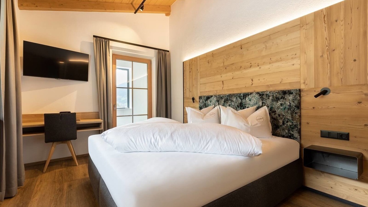 Photo of Bedroom in Fuegen