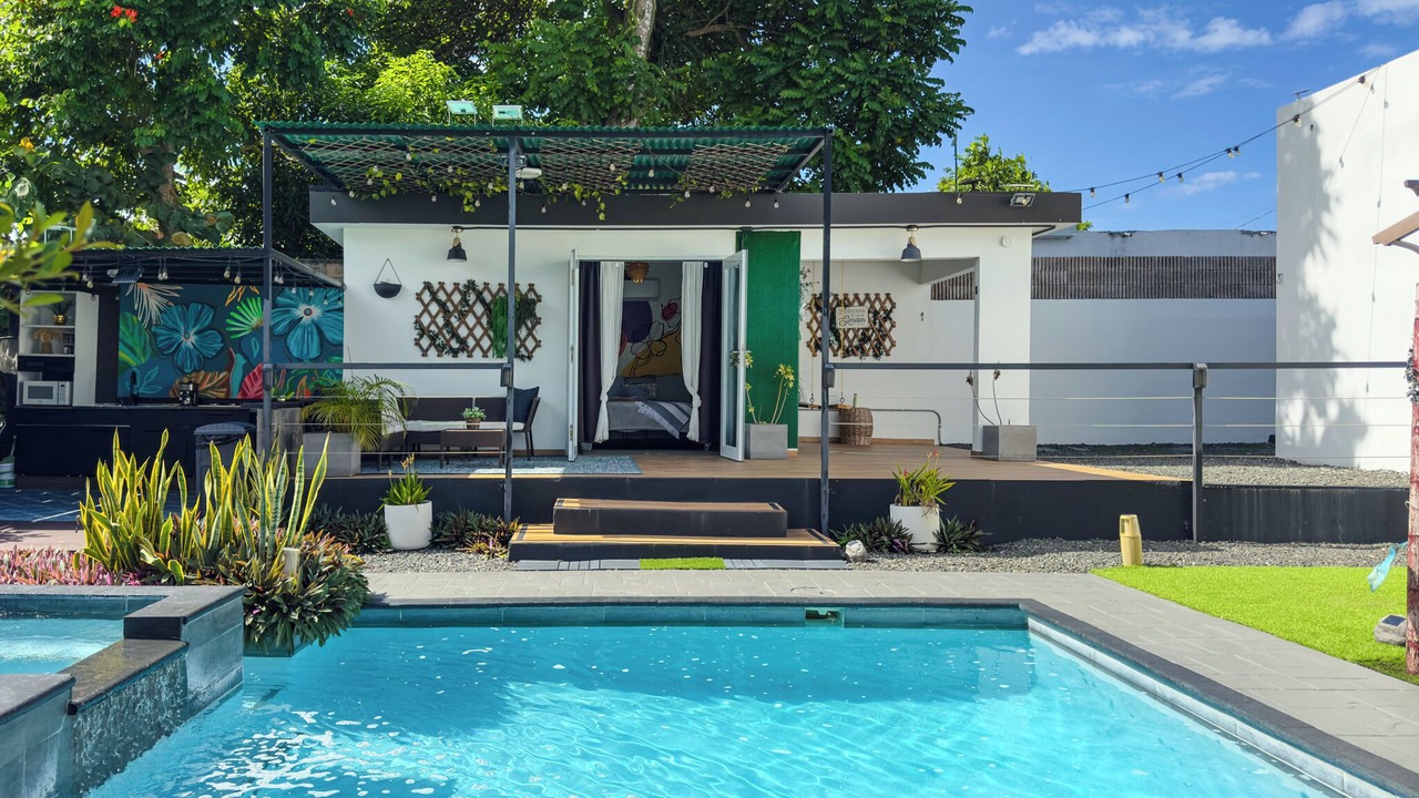 Photo of Outdoor in Factor