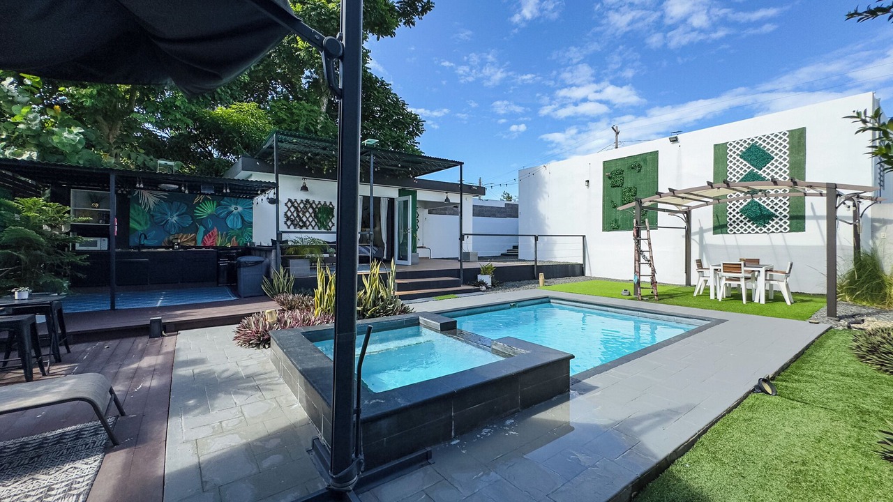 Photo of Outdoor in Factor