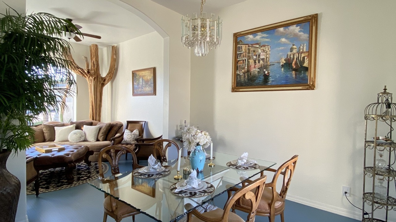 Photo of Livingroom in Arrowhead Lakes