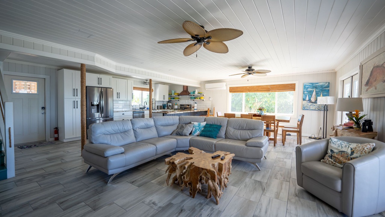 Photo of Bedroom in Treasure Cay