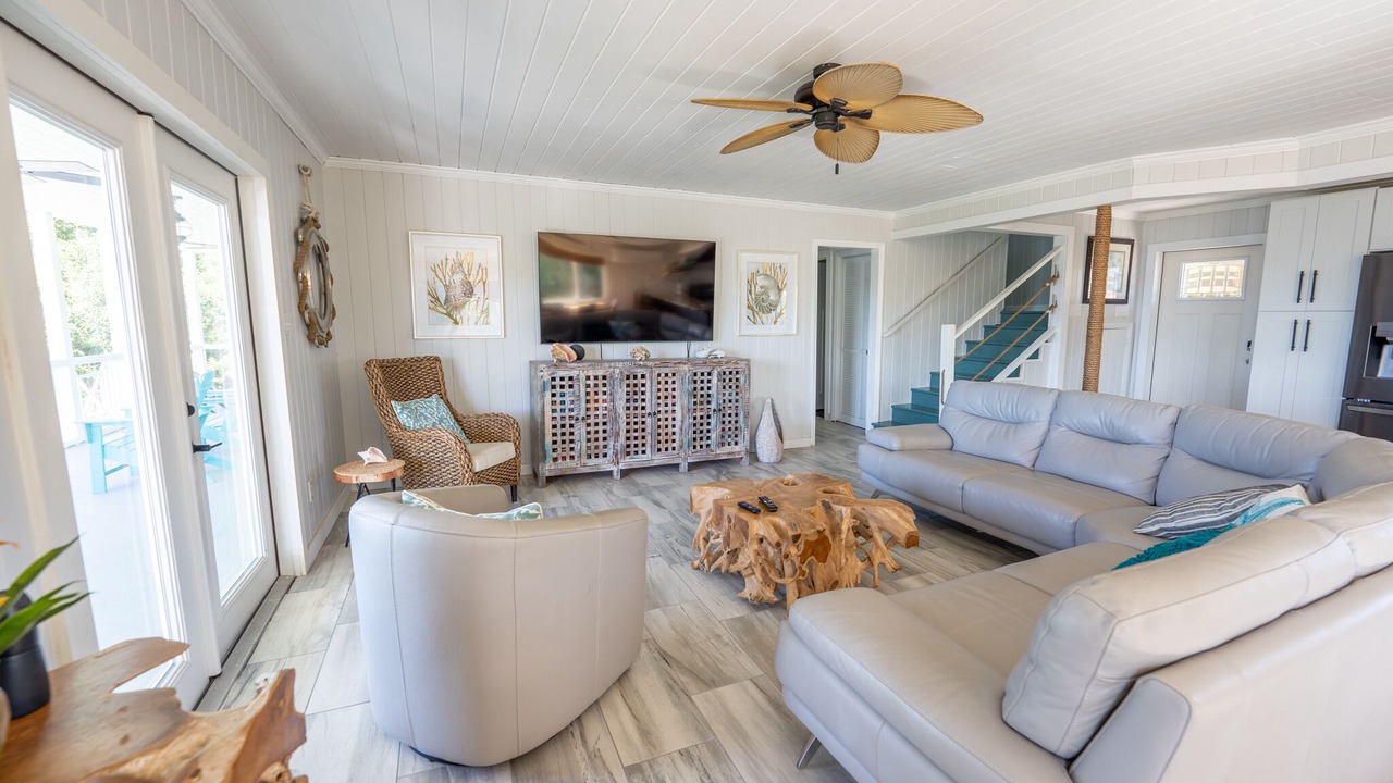 Photo of Bedroom in Treasure Cay