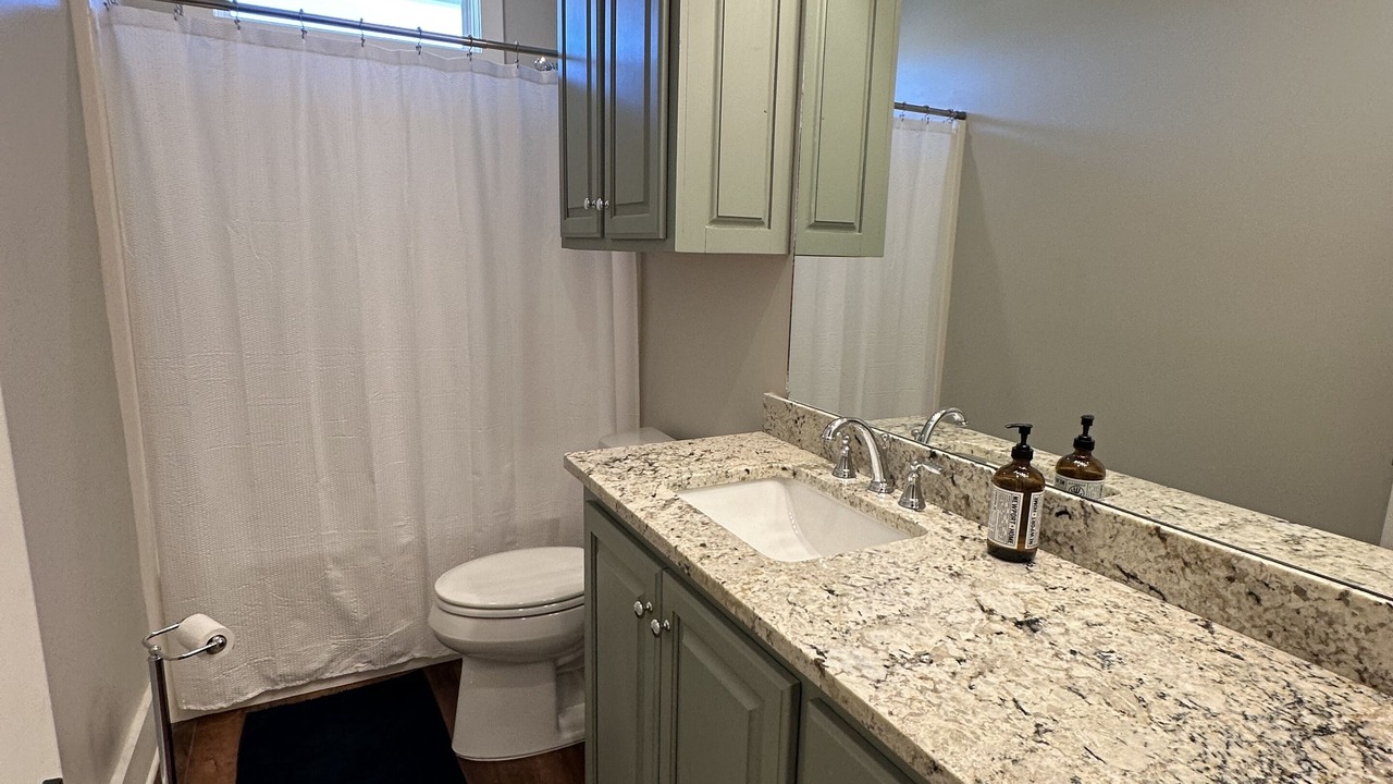 Photo of Bathroom in Hackberry