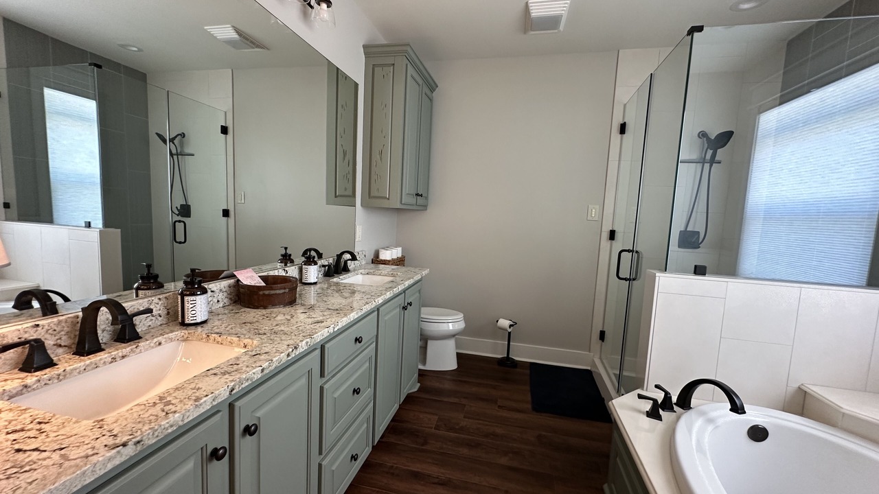 Photo of Bathroom in Hackberry