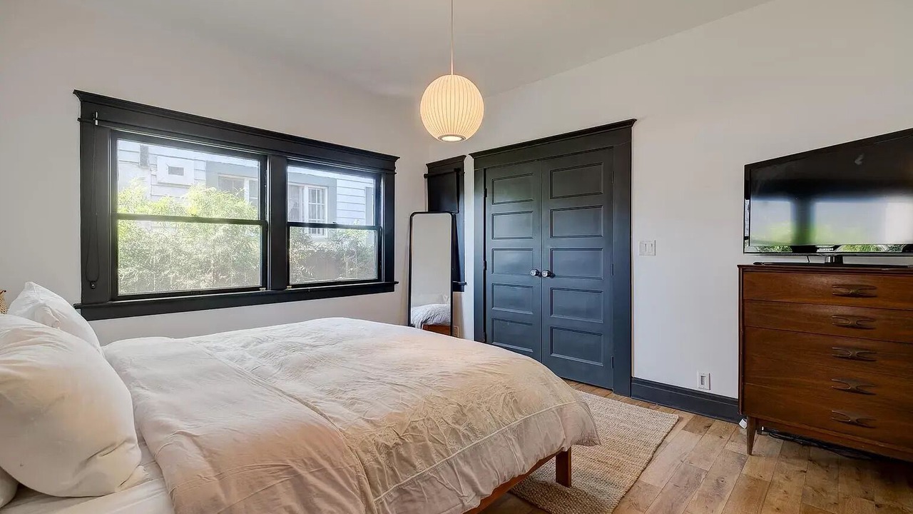 Photo of Bedroom in Los Angeles