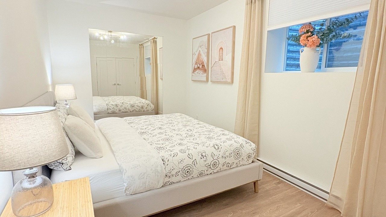 Photo of Bedroom in Burke Mountain