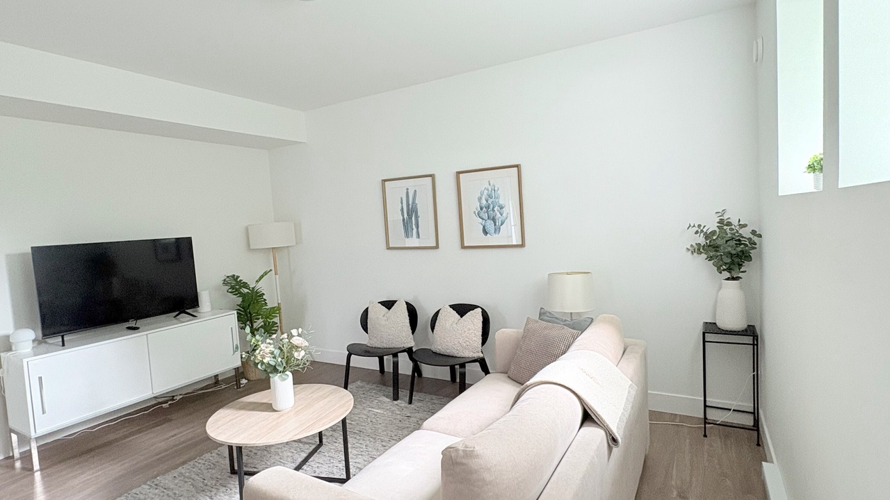Photo of Livingroom in Burke Mountain