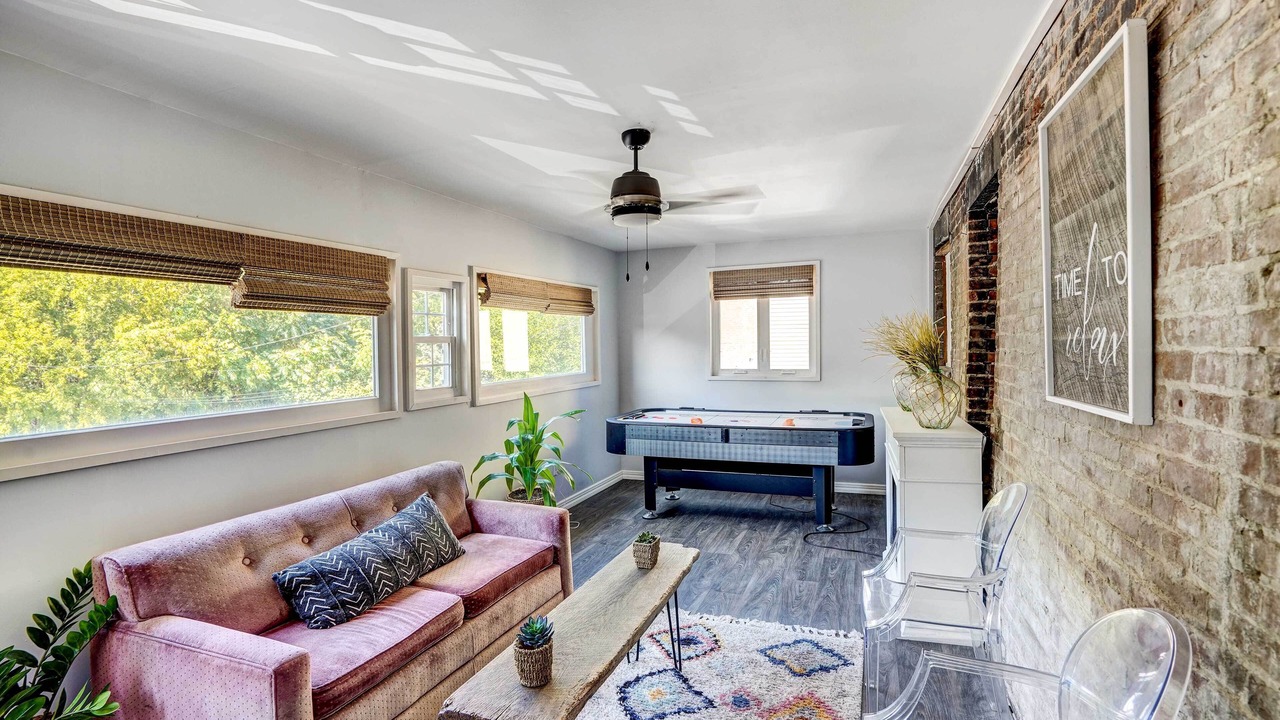 Photo of Bedroom in Troy