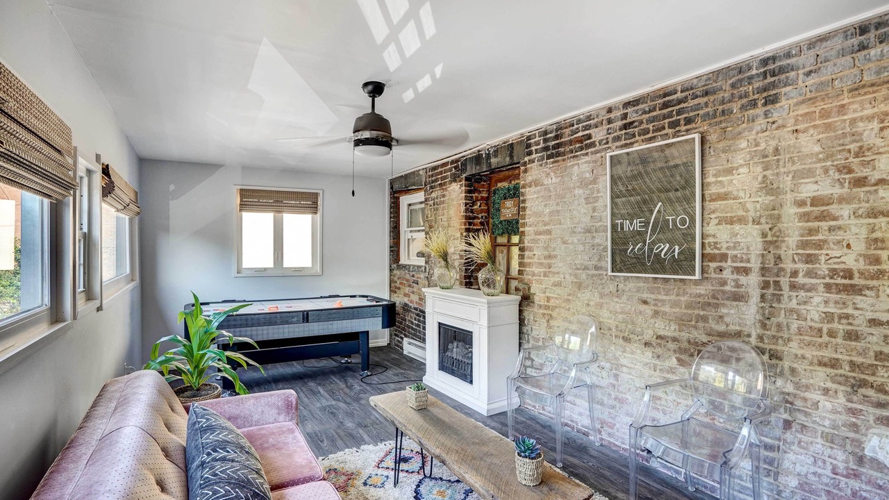 Photo of Livingroom in Troy