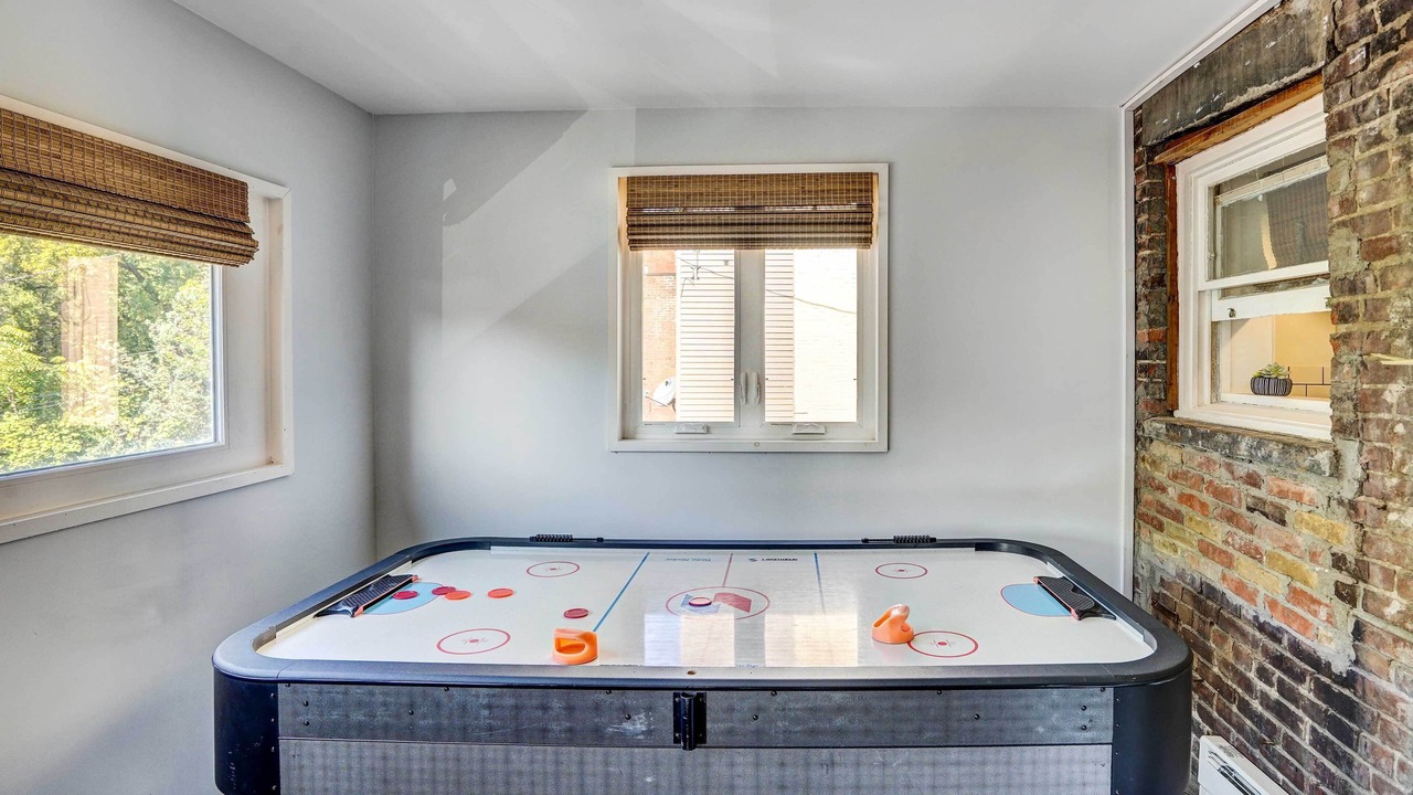 Photo of Bedroom in Troy