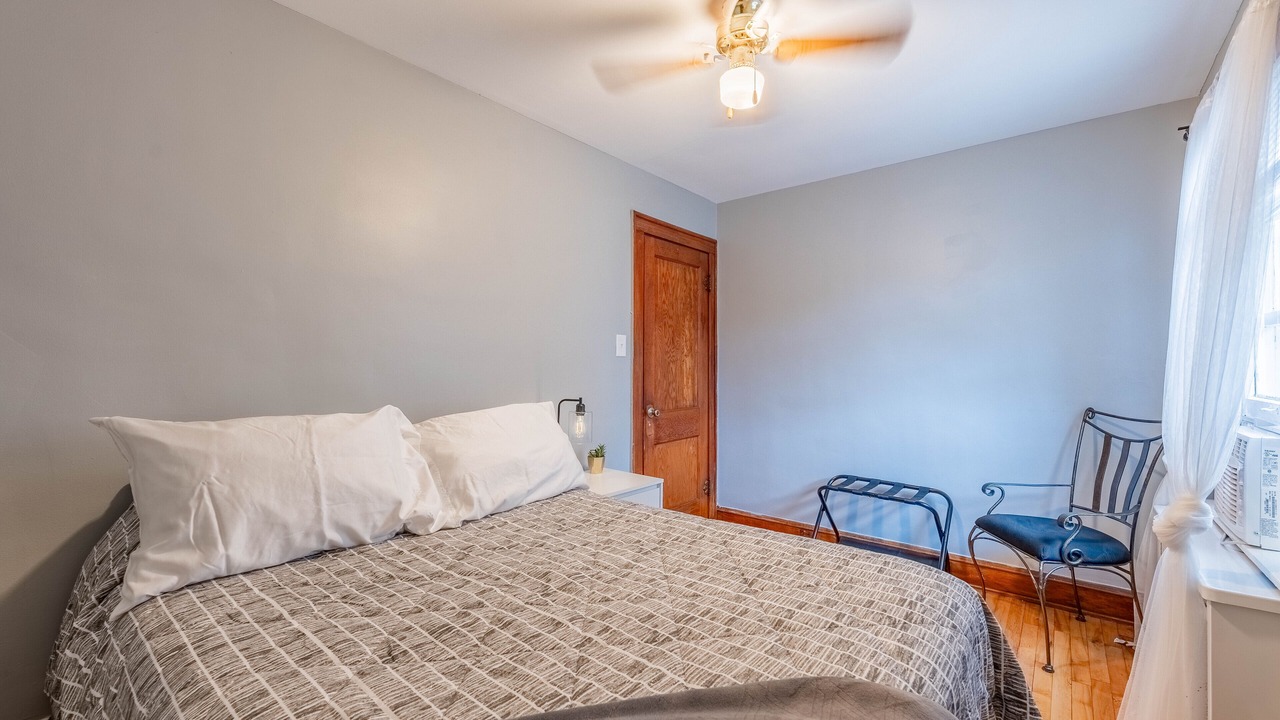 Photo of Bedroom in Forestview