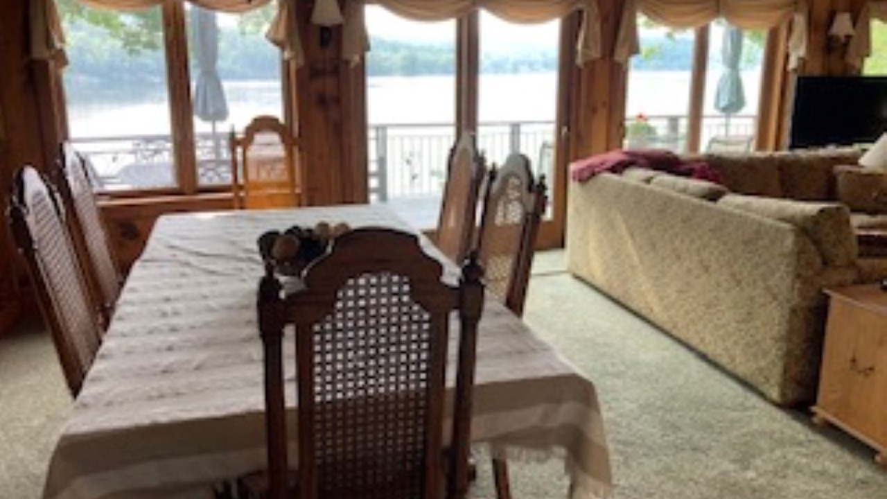 Photo of Livingroom in Castleton