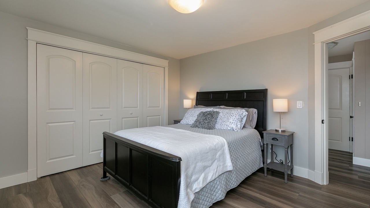 Photo of Bedroom in North Beach/Blue Ridge