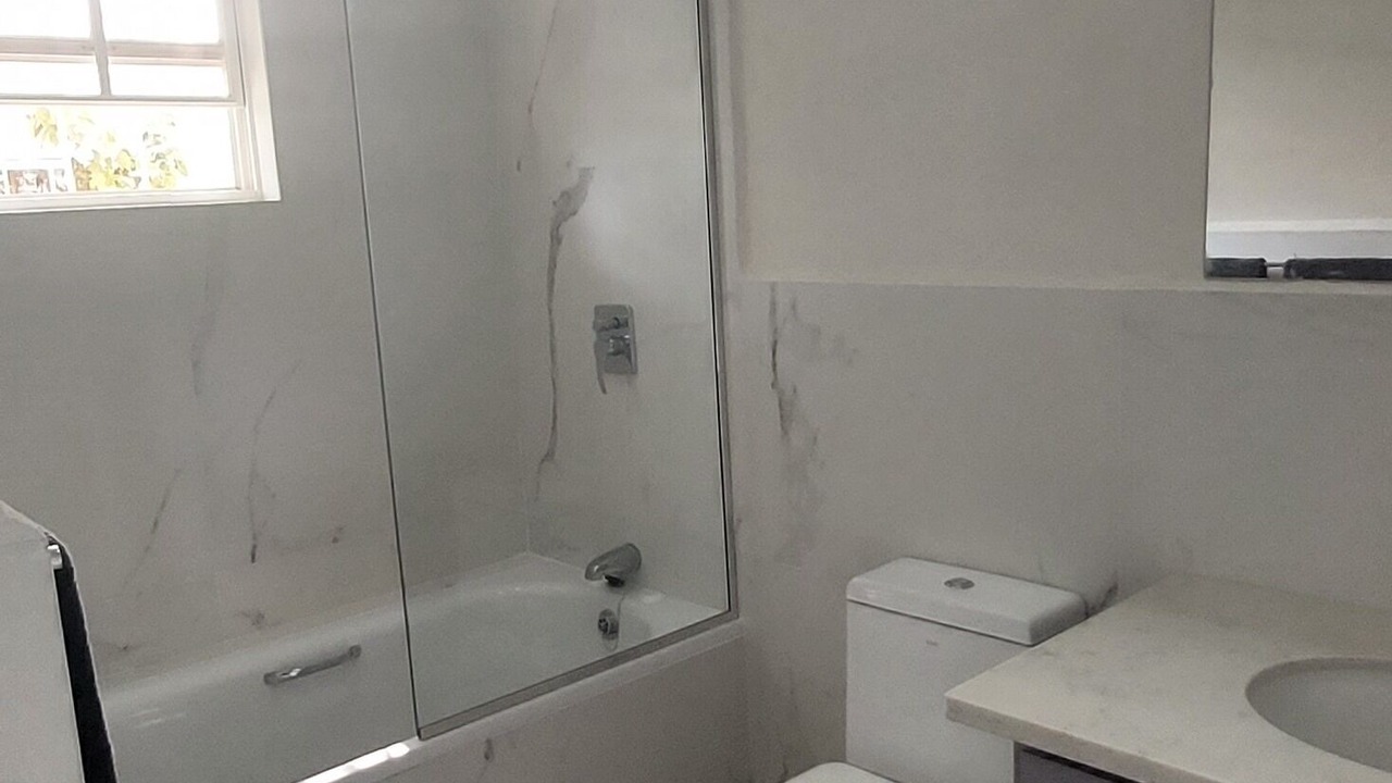 Photo of Bathroom in Sunset Crest