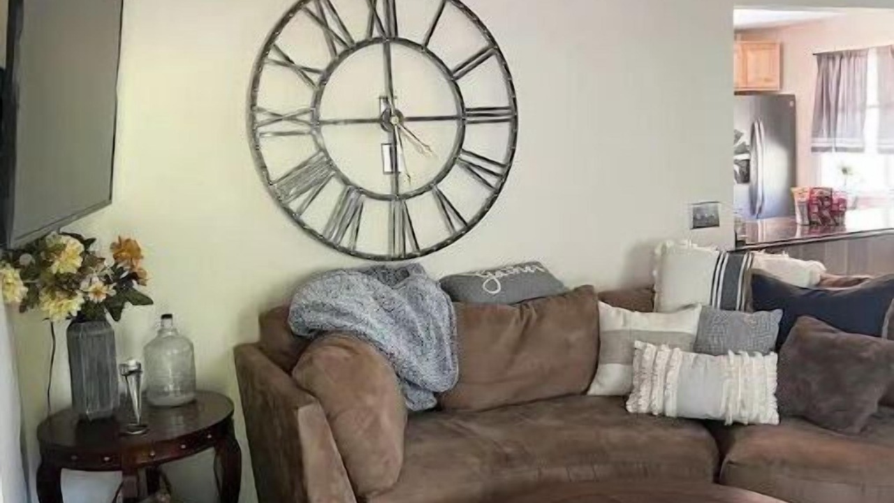 Photo of Livingroom in Clifton Park