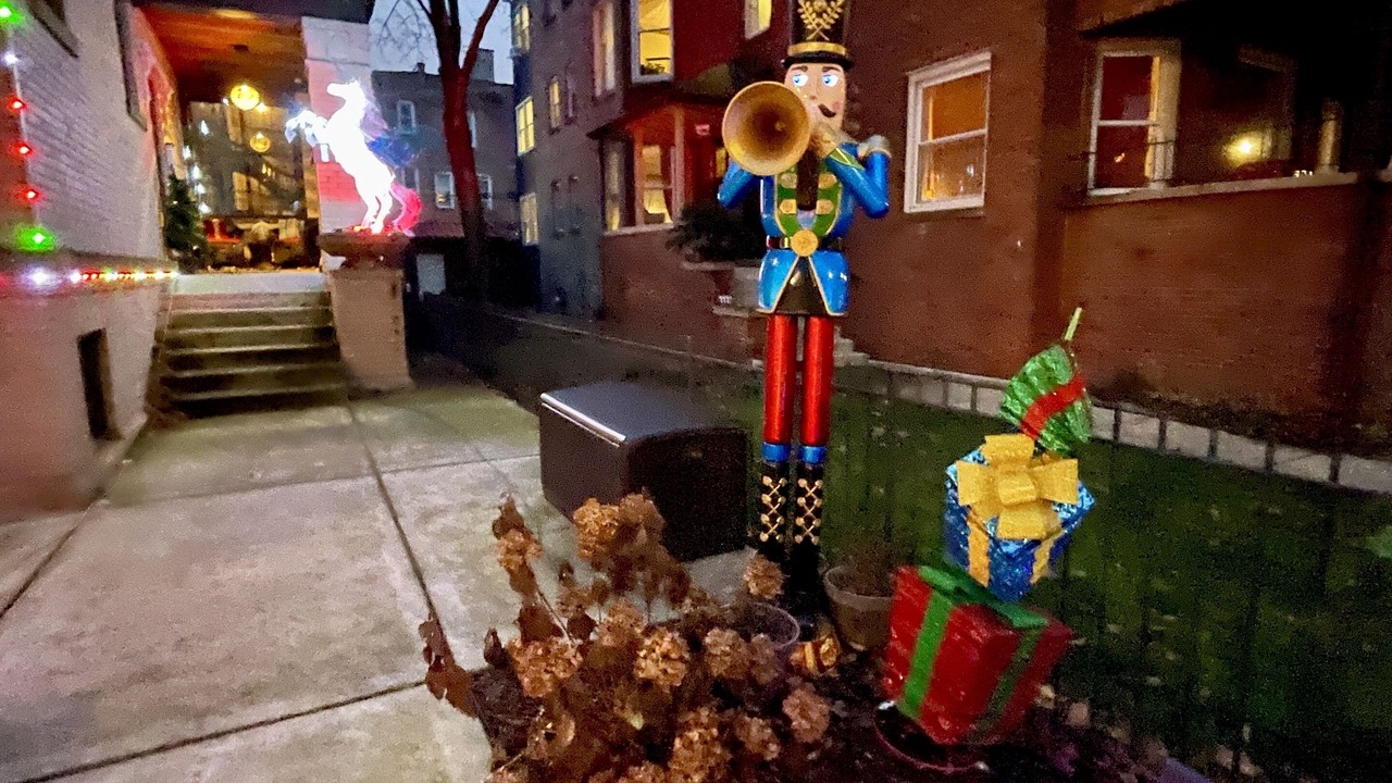 Photo of Patio Balcony in Rogers Park