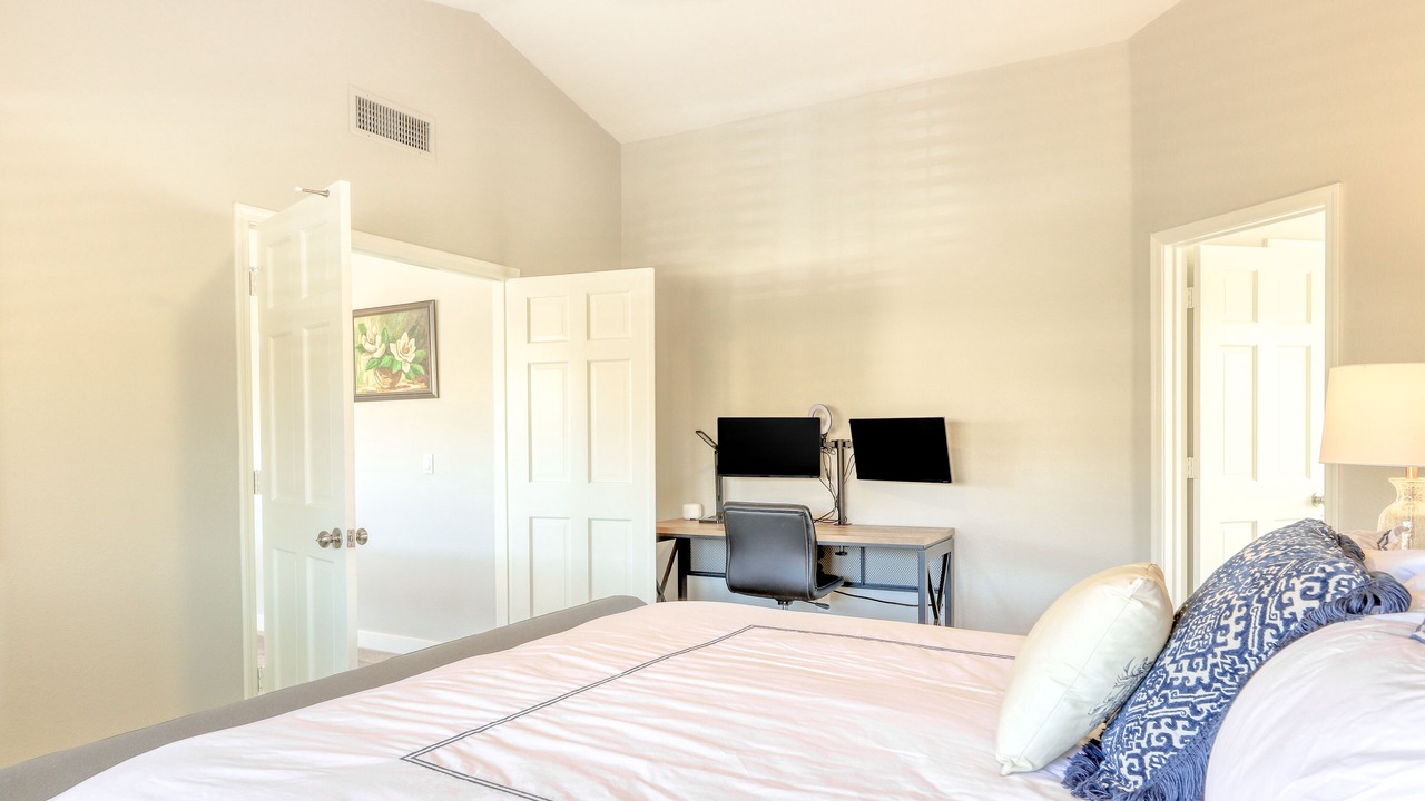 Photo of Bedroom in Foothills