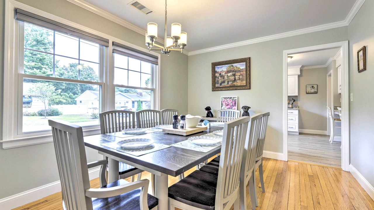 Photo of Bedroom in Old Saybrook