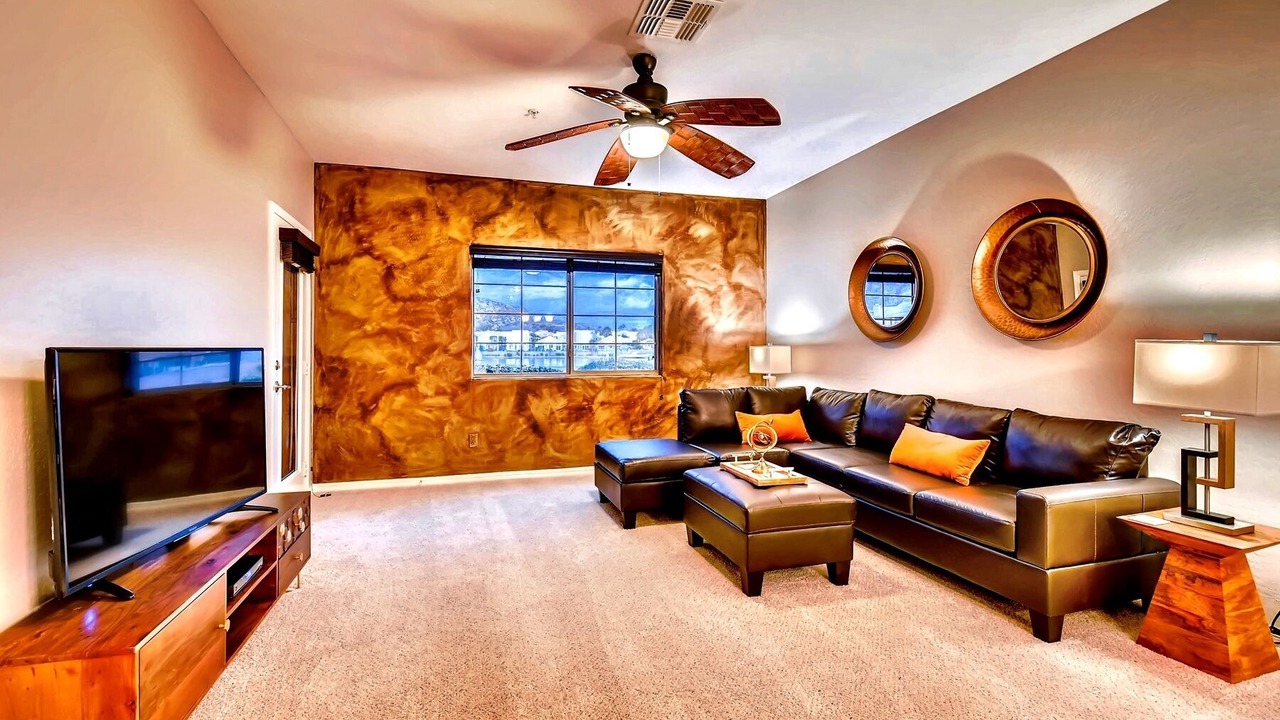 Photo of Bedroom in Foothills