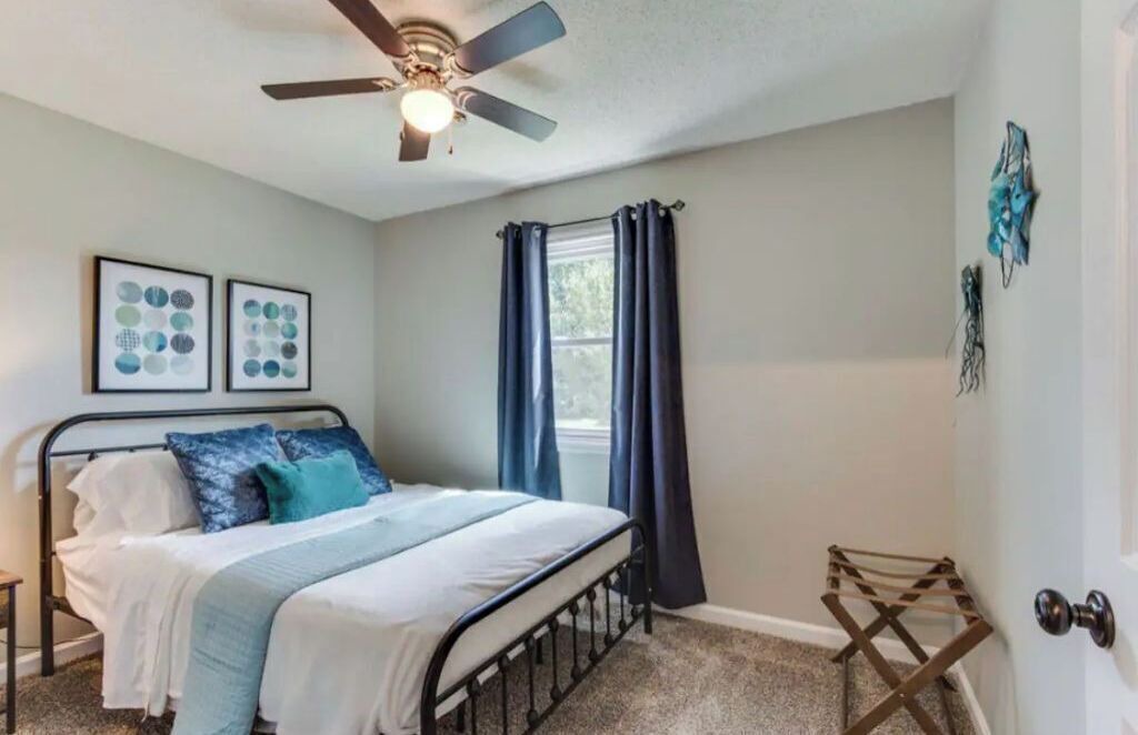Photo of Bedroom in Lewisburg