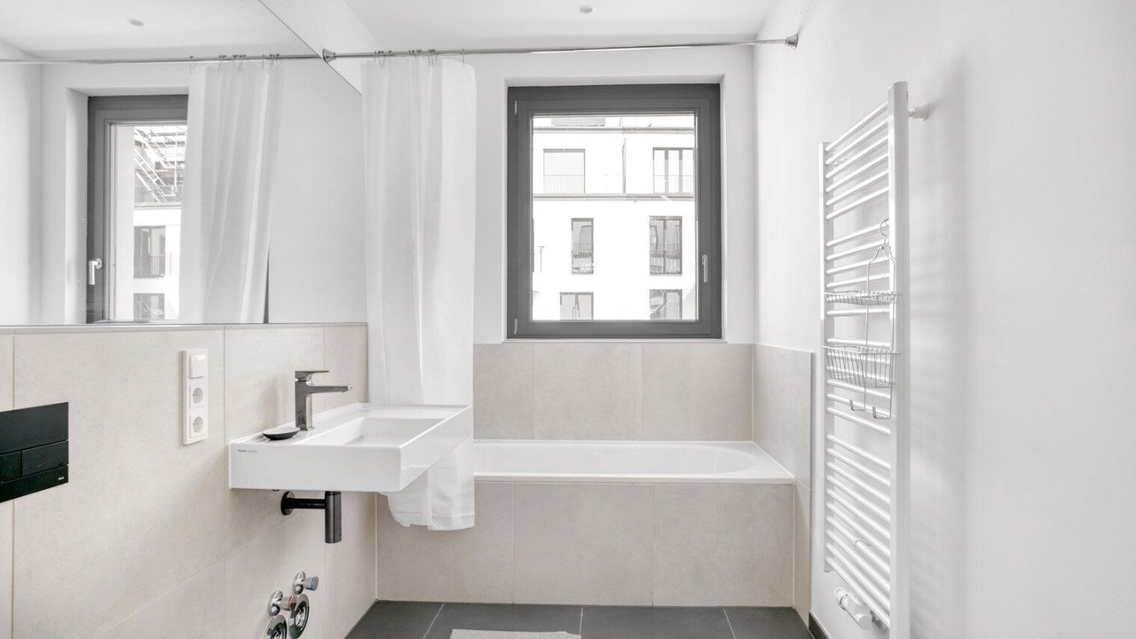 Photo of Bathroom in Tiergarten