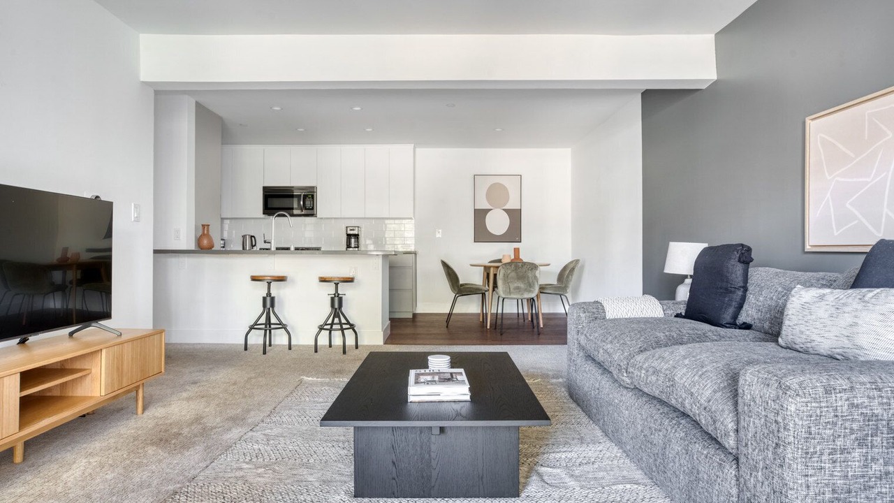 Photo of Livingroom in Sharon Heights