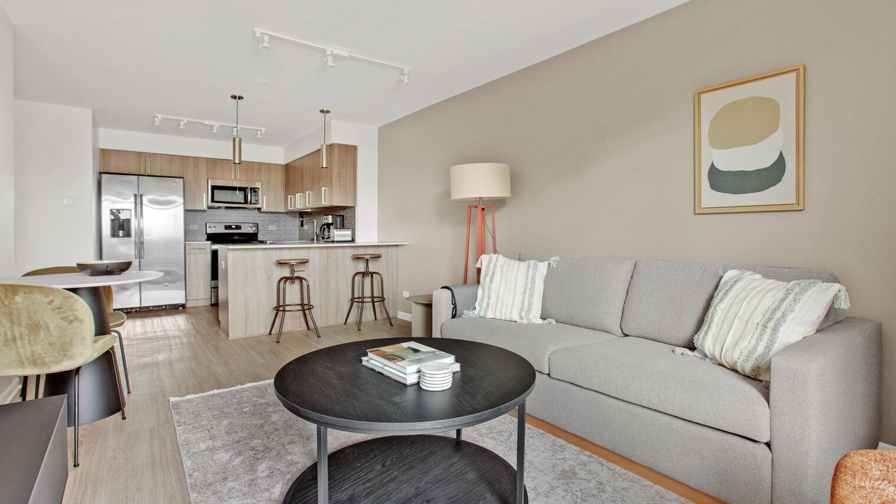 Photo of Livingroom in Near West Side