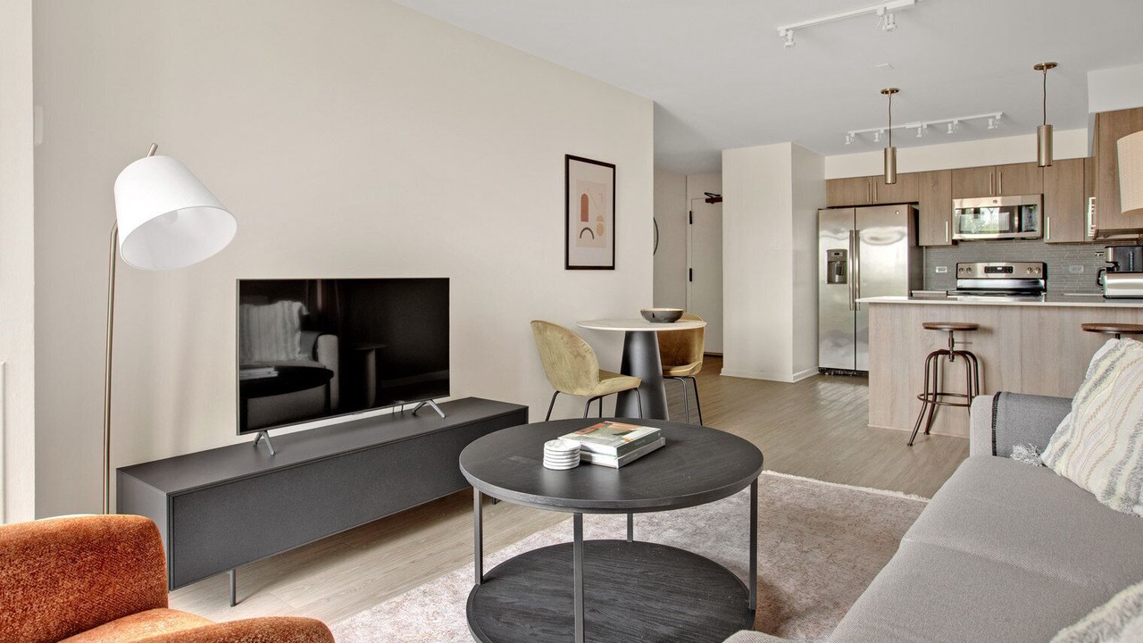 Photo of Livingroom in Near West Side