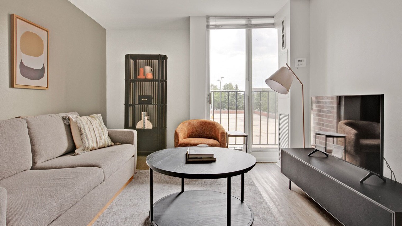 Photo of Livingroom in Near West Side