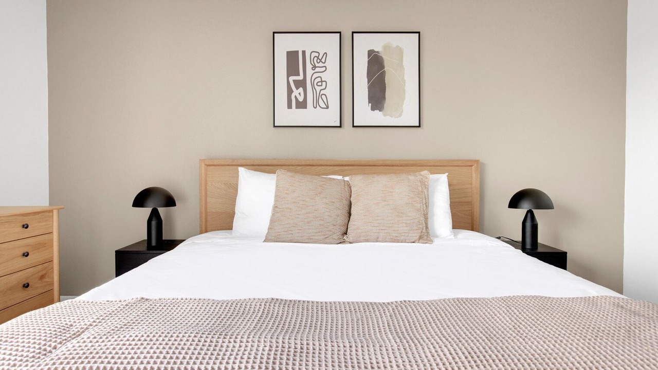 Photo of Bedroom in Near West Side