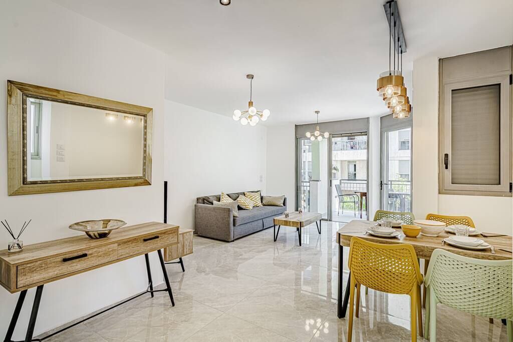 Photo of Livingroom in Kerem HaTeimanim