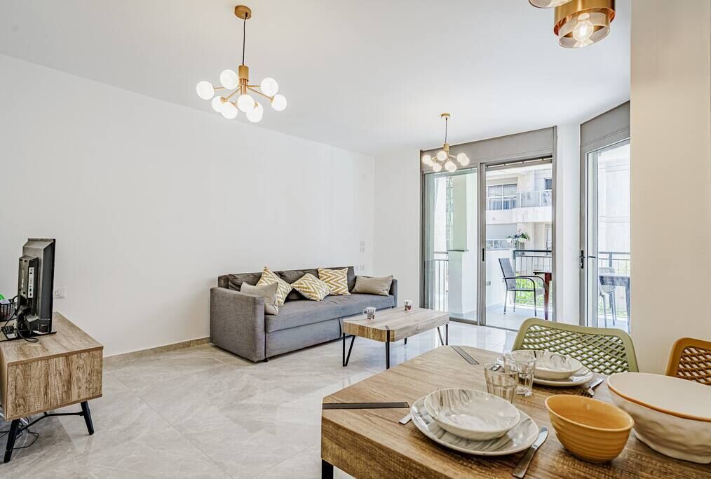 Photo of Livingroom in Kerem HaTeimanim