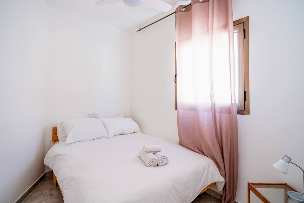 Photo of Bedroom in Kerem HaTeimanim