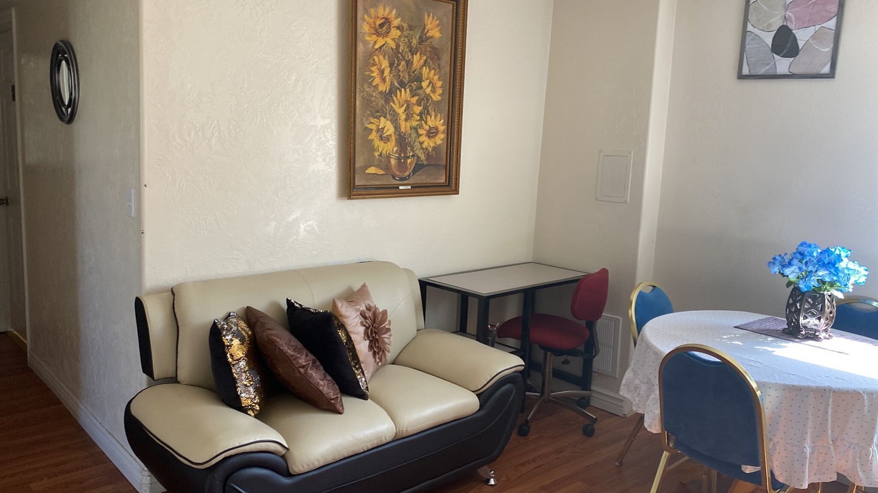 Photo of Livingroom in West Jordan