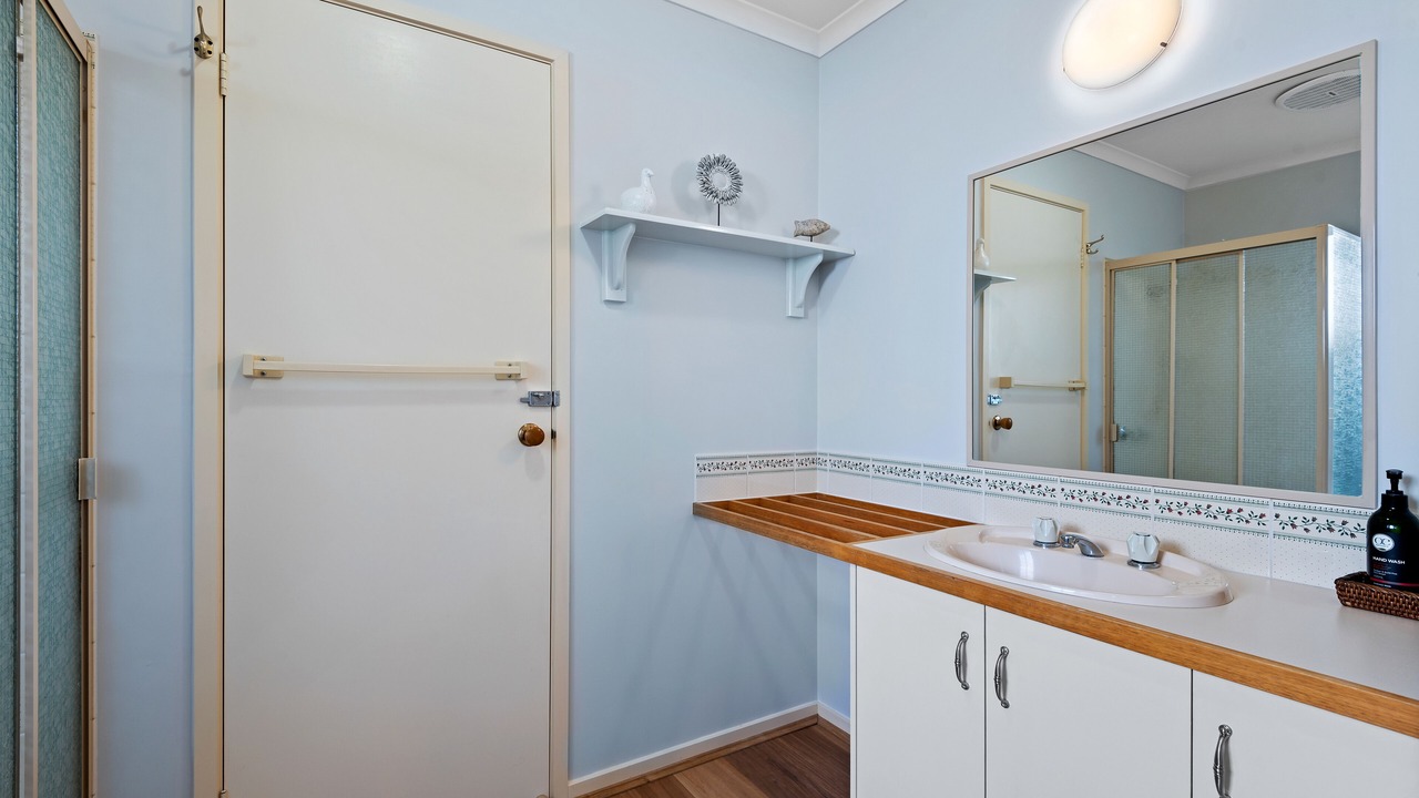 Photo of Bathroom in Capel Sound