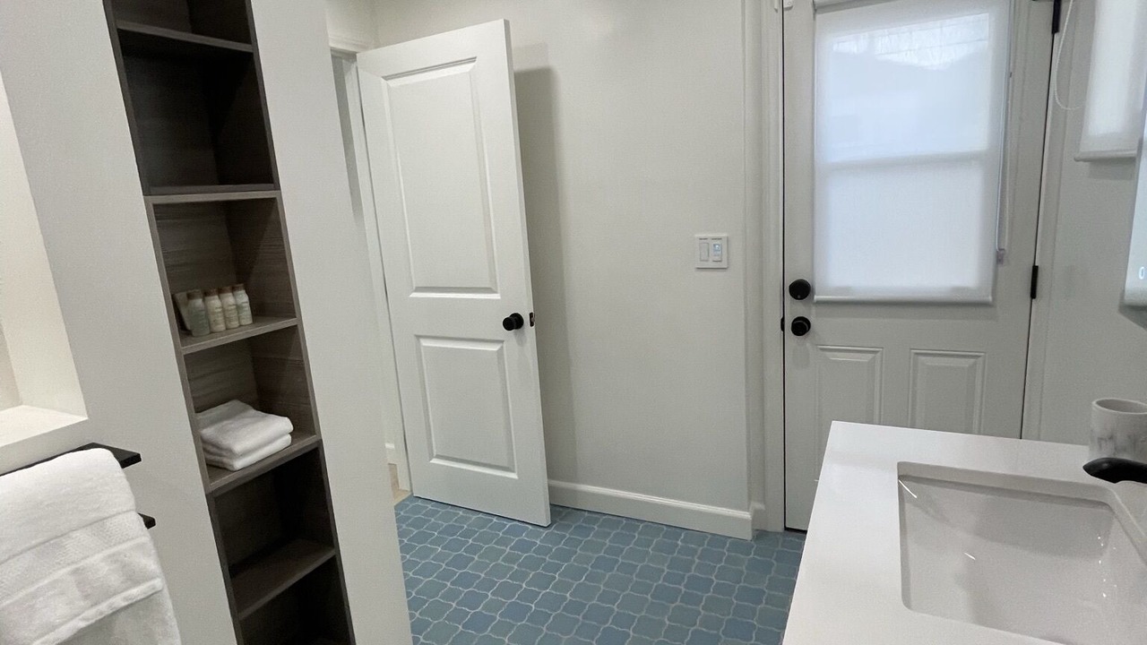 Photo of Bathroom in The Strand