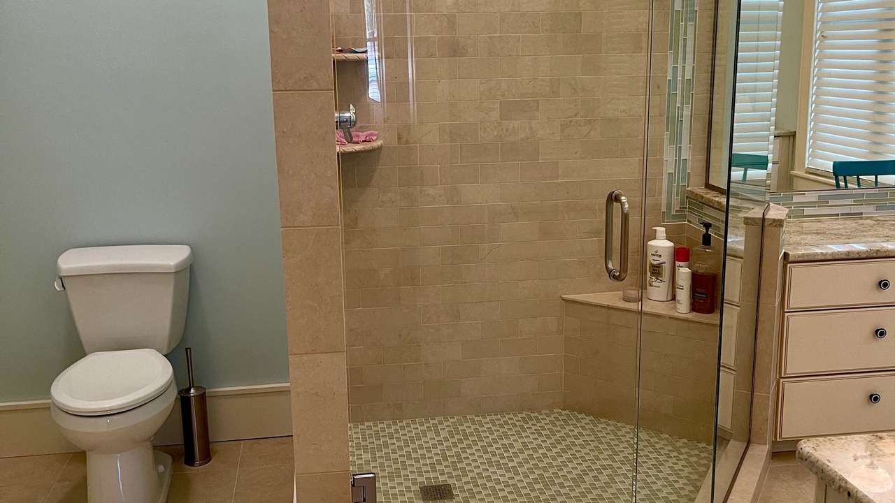 Photo of Bathroom in Frankfort