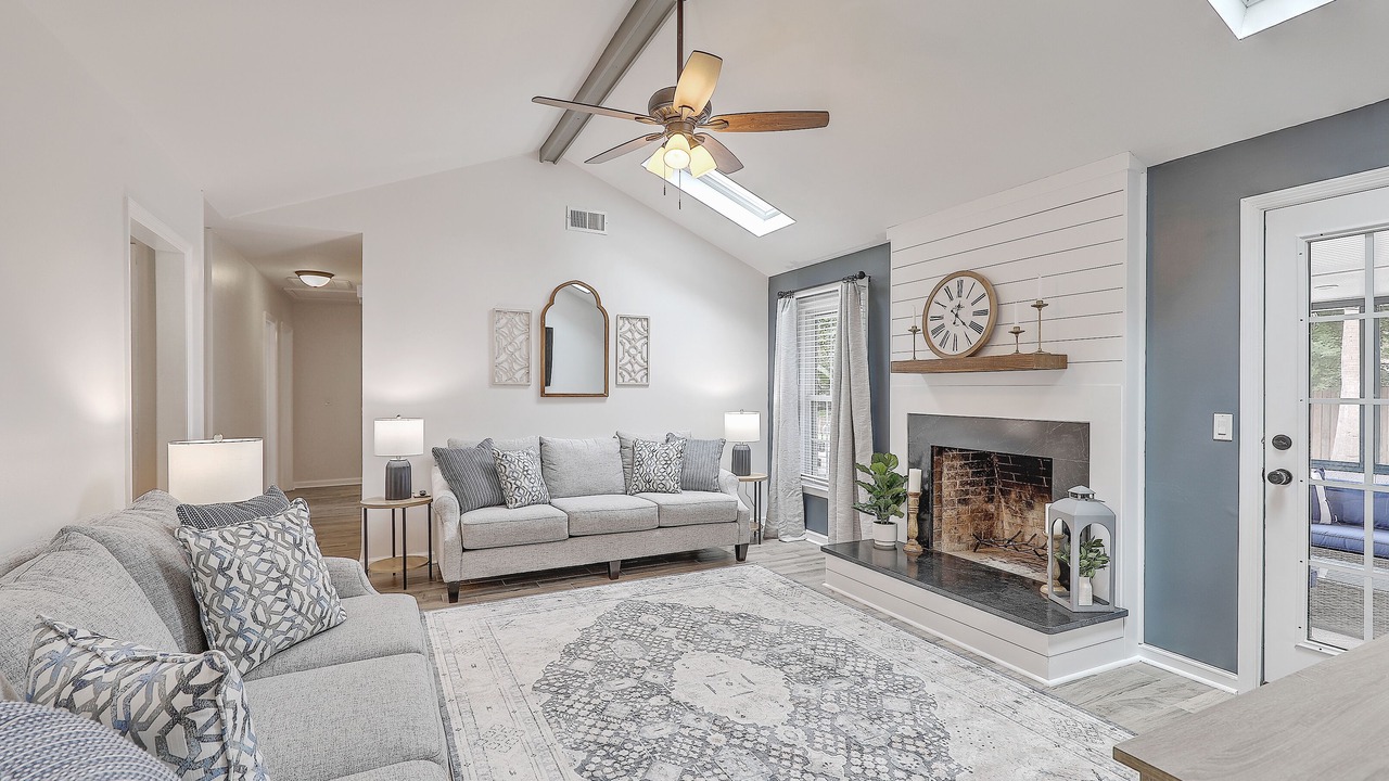 Photo of Livingroom in Summerville