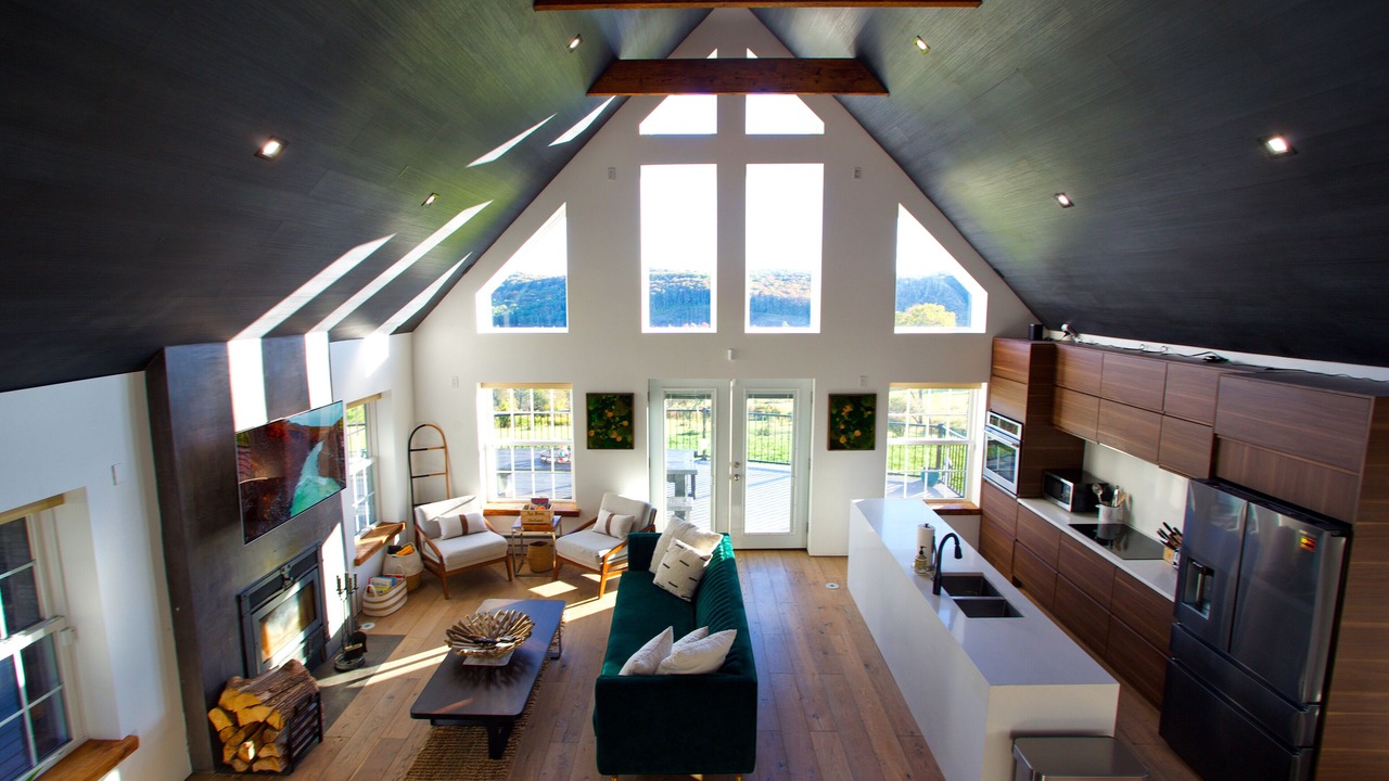 Photo of Livingroom in Parksville