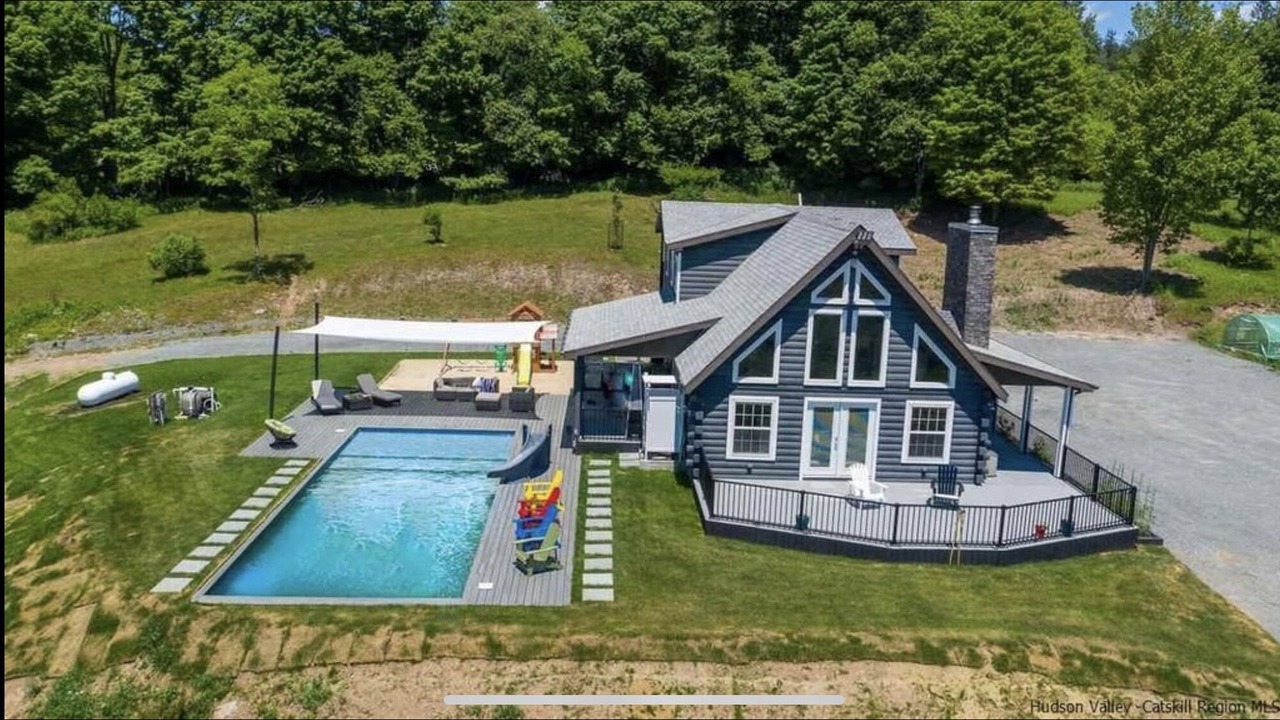 Photo of Outdoor in Parksville
