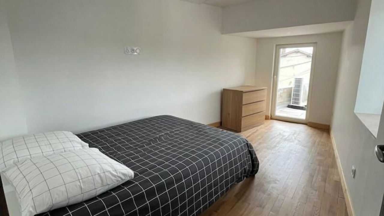 Photo of Bedroom in Saint-Symphorien-d'Ozon