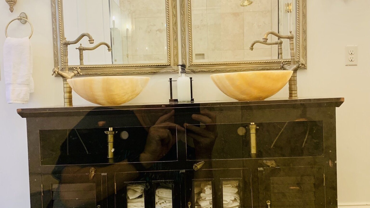 Photo of Bathroom in Treme